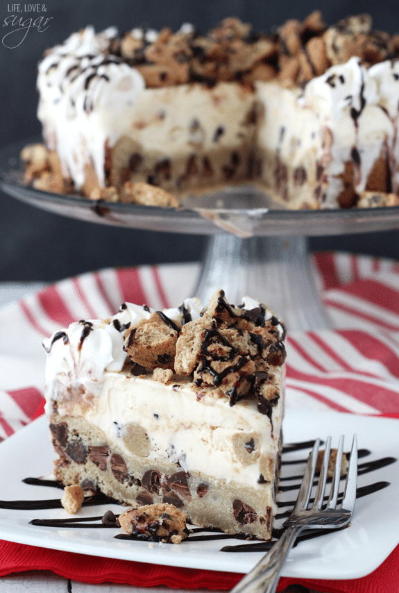 Chocolate Chip Cookie Ice Cream Cake | Cookie Cake Recipe -   20 cake Ice Cream summer ideas