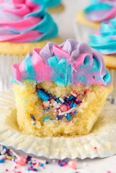 MAGICAL Unicorn Birthday Cakes! EASY Unicorn Cupcakes – Kids – Teens – Adults – SIMPLE and AWESOME Unicorn Party Idea Tutorials -   16 cake Unicorn simple ideas