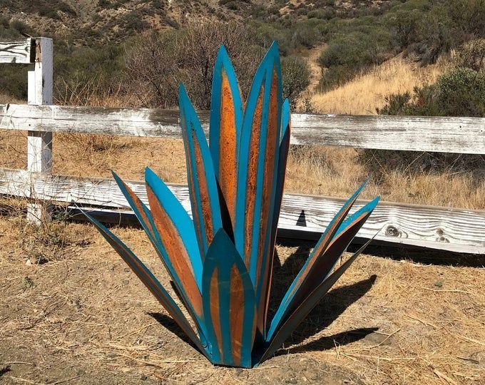 16 planting Art sculpture ideas