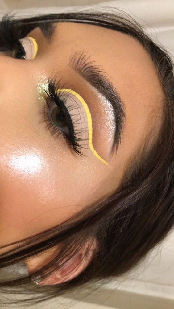 Yellow: the hot color of this season - Mademoiselle O'Lantern -   12 makeup Prom yellow ideas