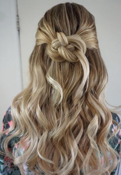 10 Worth Watching Classy Long Up-Dos Hairstyles For Prom -   14 hair Prom night ideas