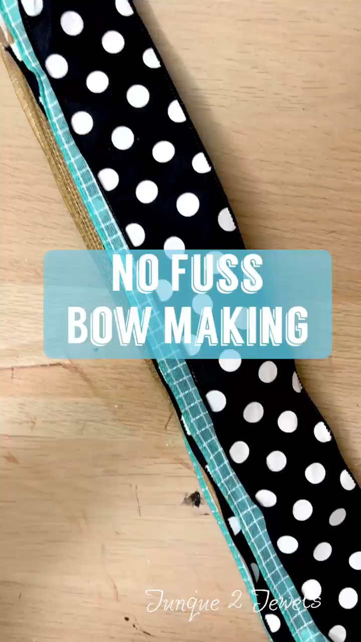 No-Fuss Bow Making -   16 holiday Christmas bows ideas