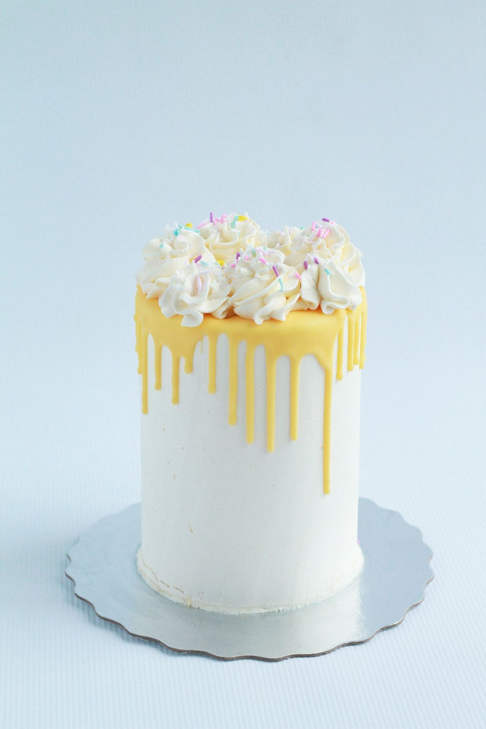 Simple buttercream yellow chocolate drip birthday cake. -   17 drip cake Yellow ideas