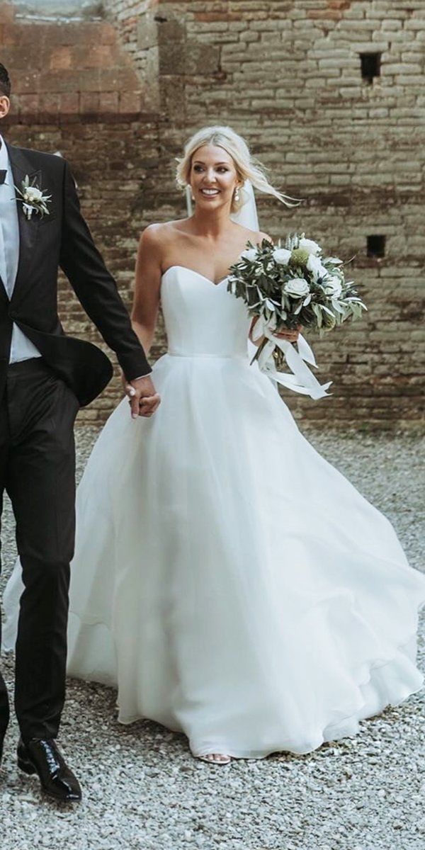 17 elegant wedding Gown ideas