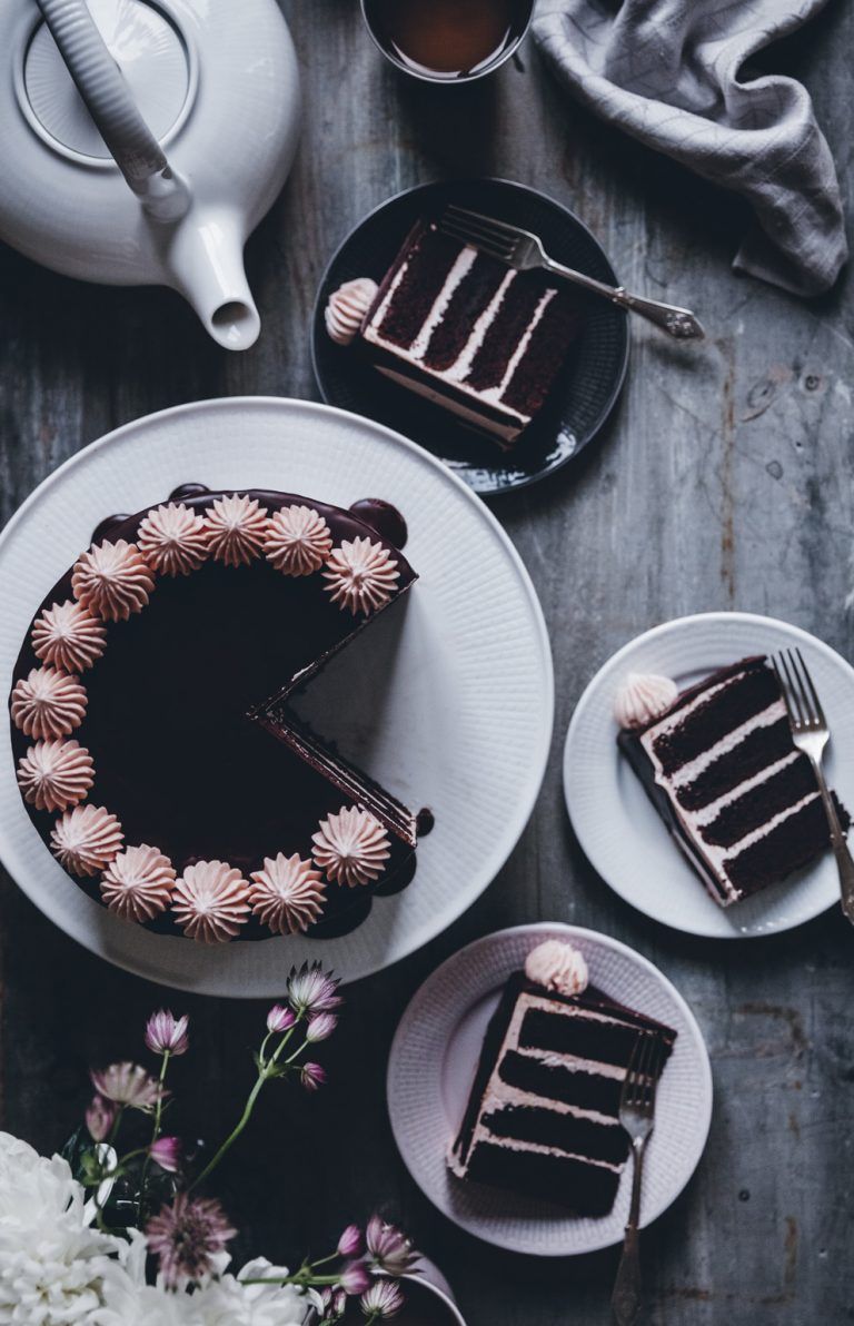 Chocolate Cake with Strawberry Buttercream and Dark Chocolate Glaze - The Swedish Grace cake - Call Me Cupcake -   15 chocolate cake Aesthetic ideas