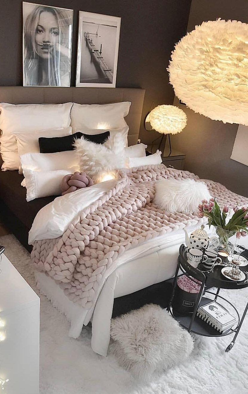39+ Kleine und stilvolle Schlafzimmer-Designtrends und -ideen im Jahr 2019, Teil 34 - Welcome to Blog -   16 room decor Bedroom women ideas
