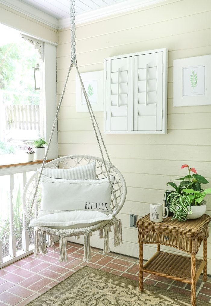 SCREENED IN PORCH DECORATING IDEAS | LIFE ON SUMMERHILL -   17 plants Small porches ideas