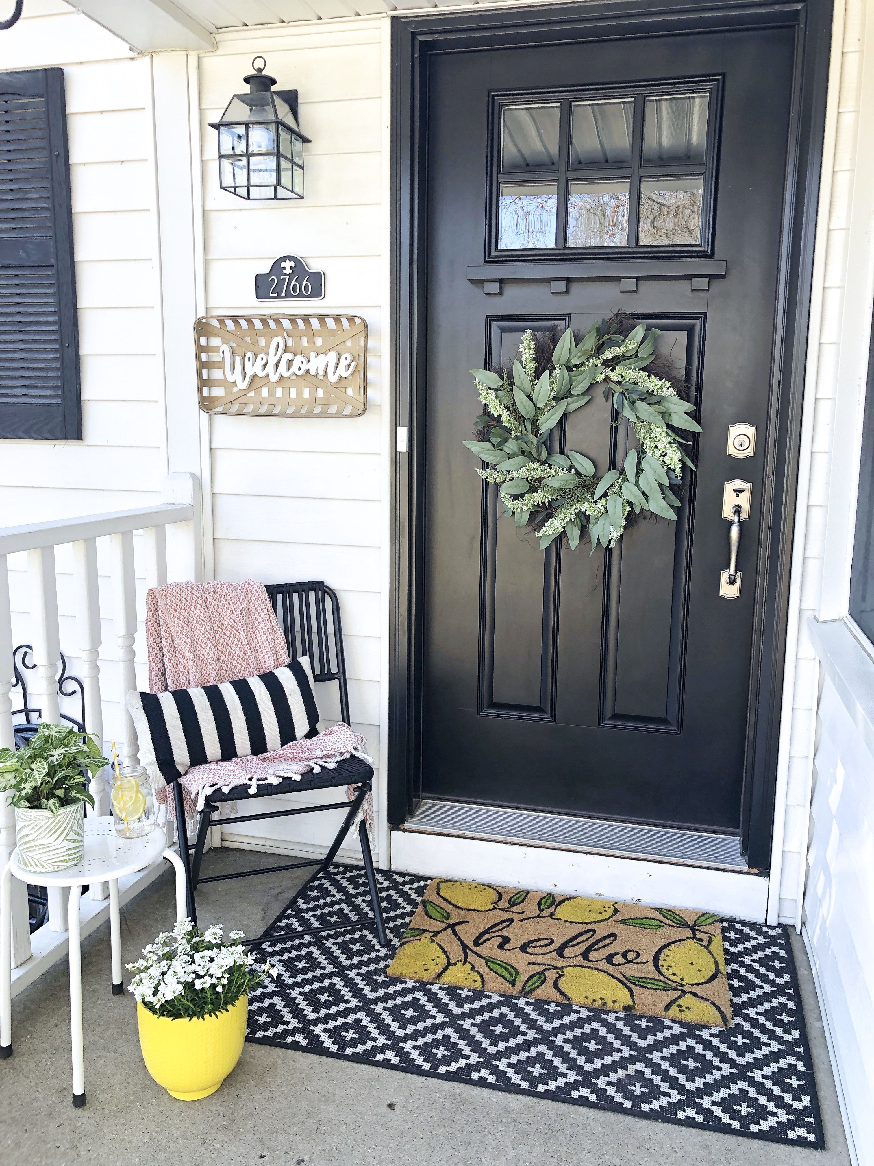 Spring Small Front Porch Decor: 7 Budget Friendly Decorating Ideas - Coffee, Pancakes & Dreams -   17 plants Small porches ideas