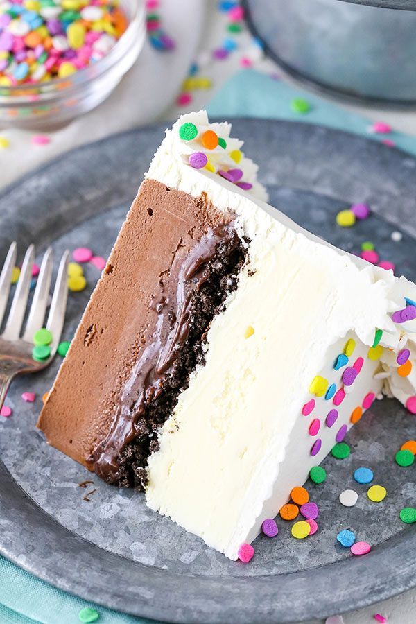 Copycat Dairy Queen Ice Cream Cake | Classic Ice Cream Cake Recipe -   18 cream cake For Kids ideas