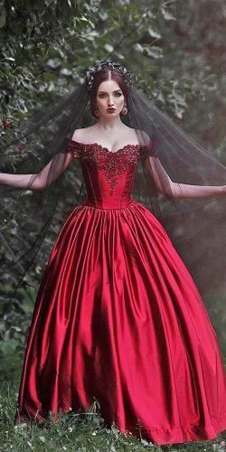 Gothic Wedding Dresses: Challenging Traditions | Wedding Forward -   18 dress Red wedding ideas
