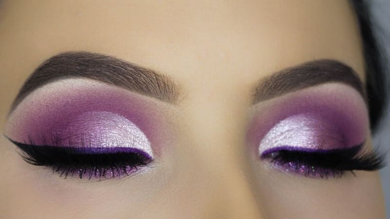 How to Master the Perfect Cut Crease - The Trend Spotter -   18 makeup Prom cut crease ideas