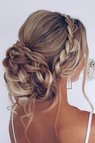 Essential Guide to Wedding Hairstyles For Long Hair | Wedding Forward -   12 homecoming hairstyles Updo ideas