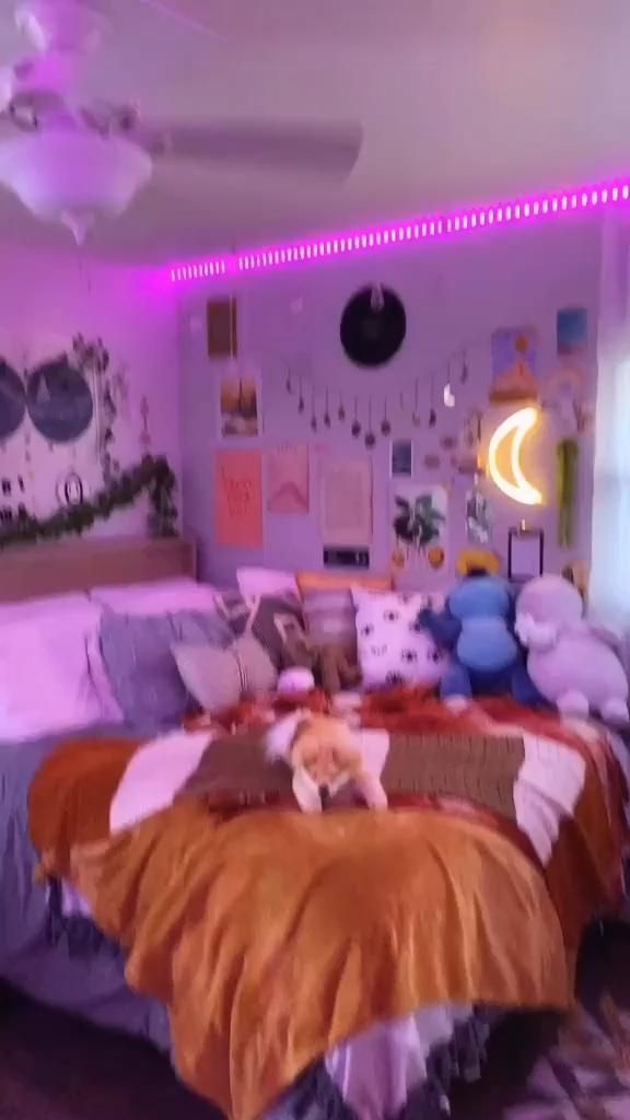 Wow! LED Strip Lights For Room Decor -   16 aesthetic room decor Grunge ideas