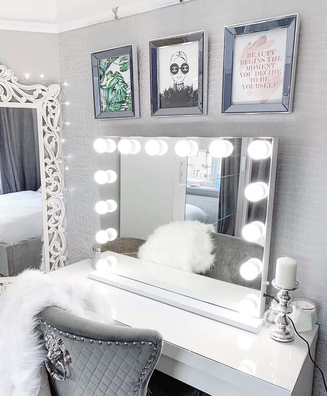 Niches 'LITE' Hollywood 80cm x 65cm Makeup White 14 Bulb Dimmable Vanity Mirror. - Niches -   16 makeup For Teens mirror ideas