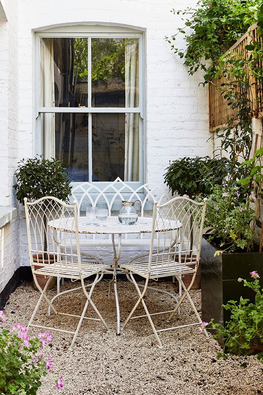 This young designer's Battersea flat captures the essence of an English cottage -   17 garden design House porches ideas