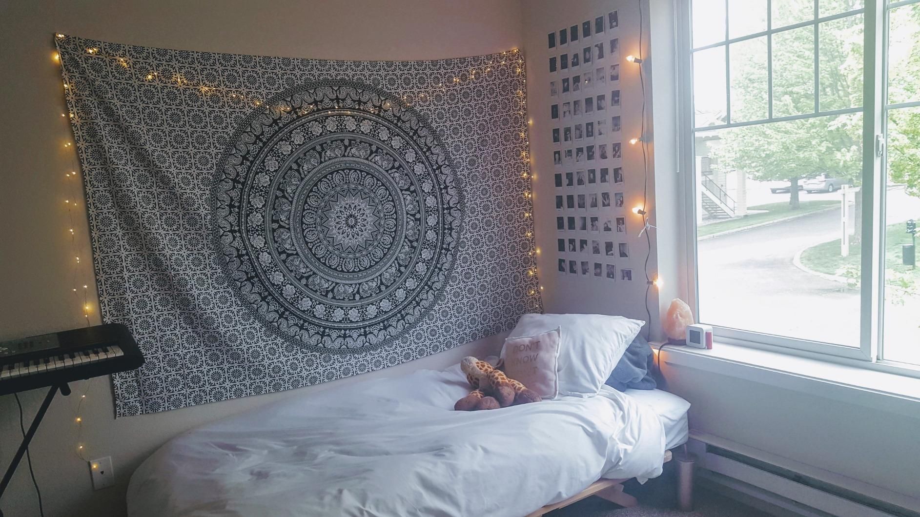 Black And White Indian Mandala Tapestry -   17 room decor Indie tapestries ideas