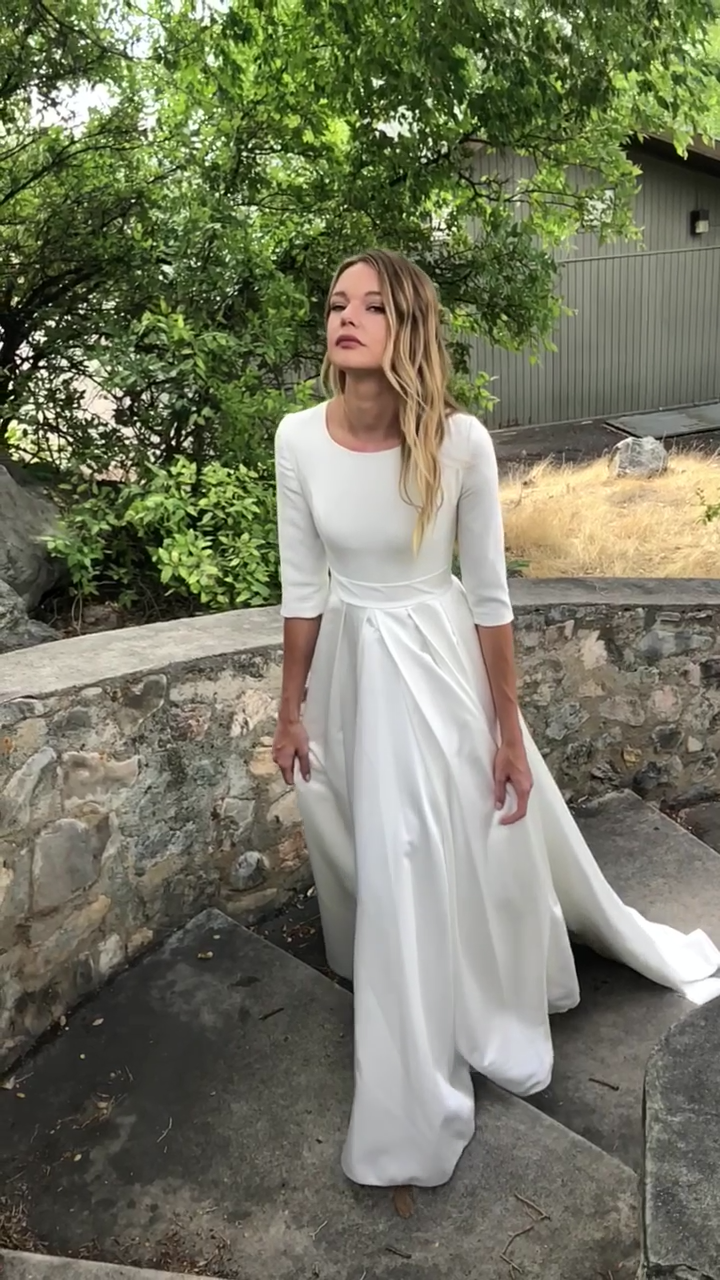 Aretha gown -   18 dress Modest simple ideas