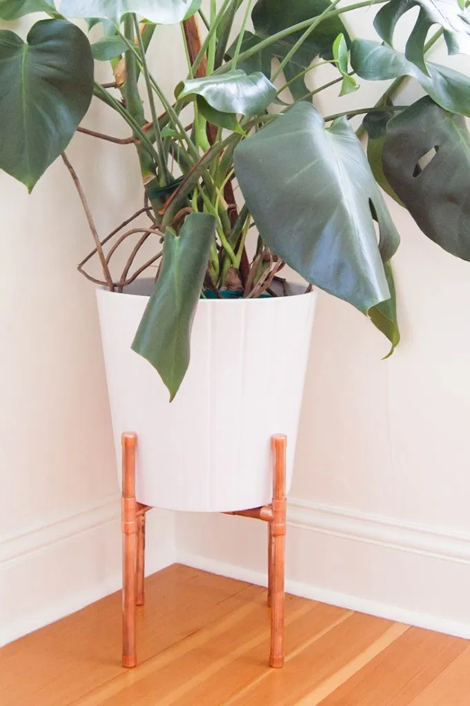 Simple DIY Copper Plant Stand -   18 plants Stand simple ideas
