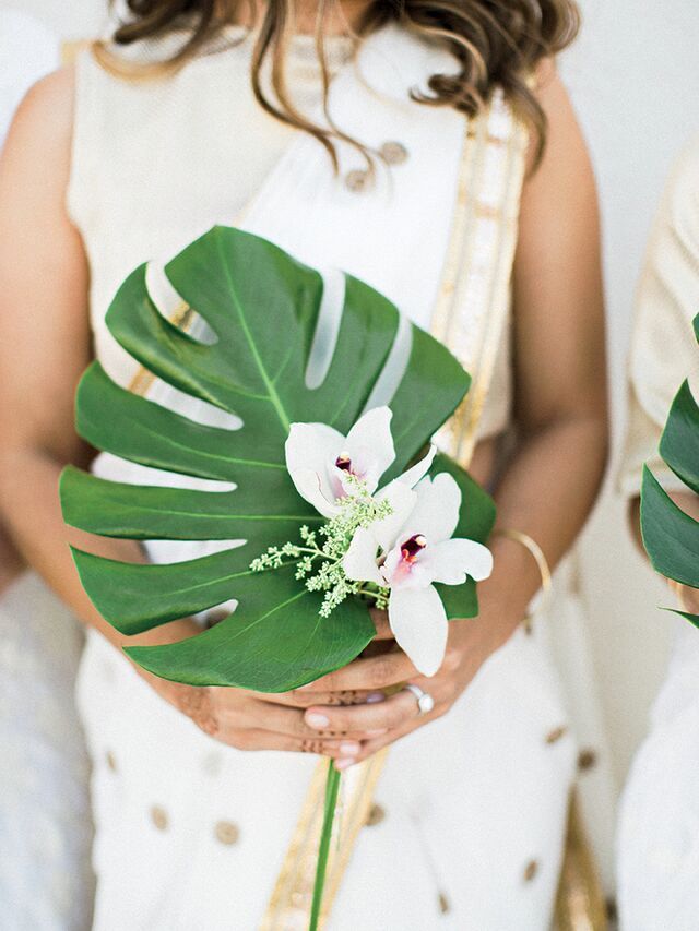 These Nontraditional Wedding Bouquets Are a Breath of Fresh Air -   18 wedding Bouquets tropical ideas
