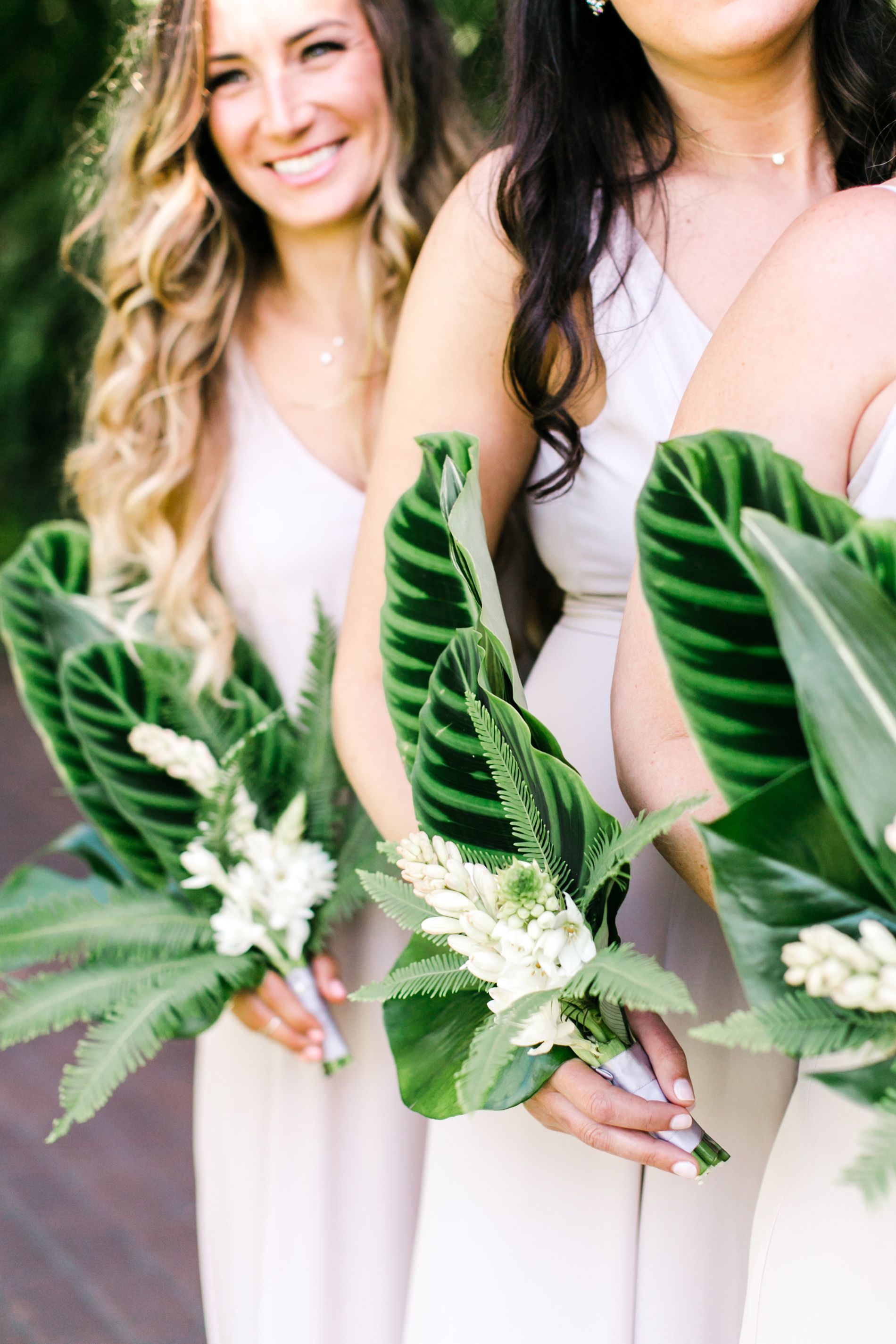 20 Tropical Leaf Wedding Bouquets -   18 wedding Bouquets tropical ideas