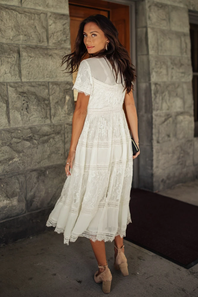 Divine Lace Midi Dress in Cream -   19 dress Maxi lace ideas