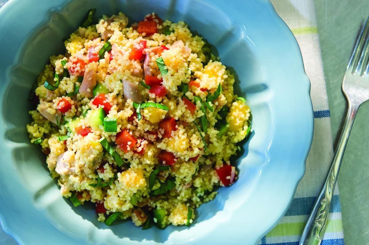Chicken and mango couscous salad perfect for a hot summer day -   19 healthy recipes Quinoa couscous ideas