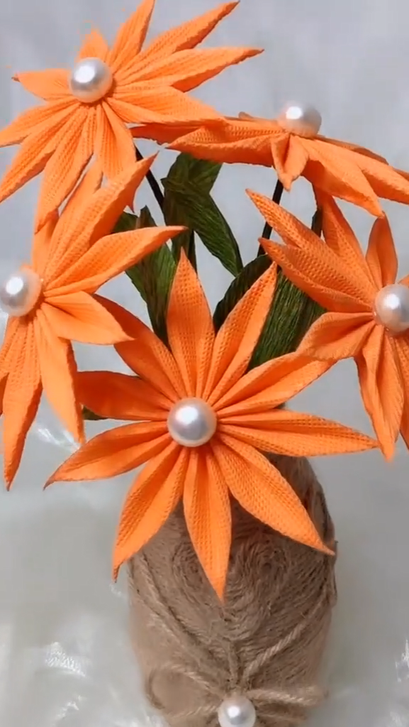 Handmade cloth made of flowers -   21 fabric crafts Videos flowers ideas