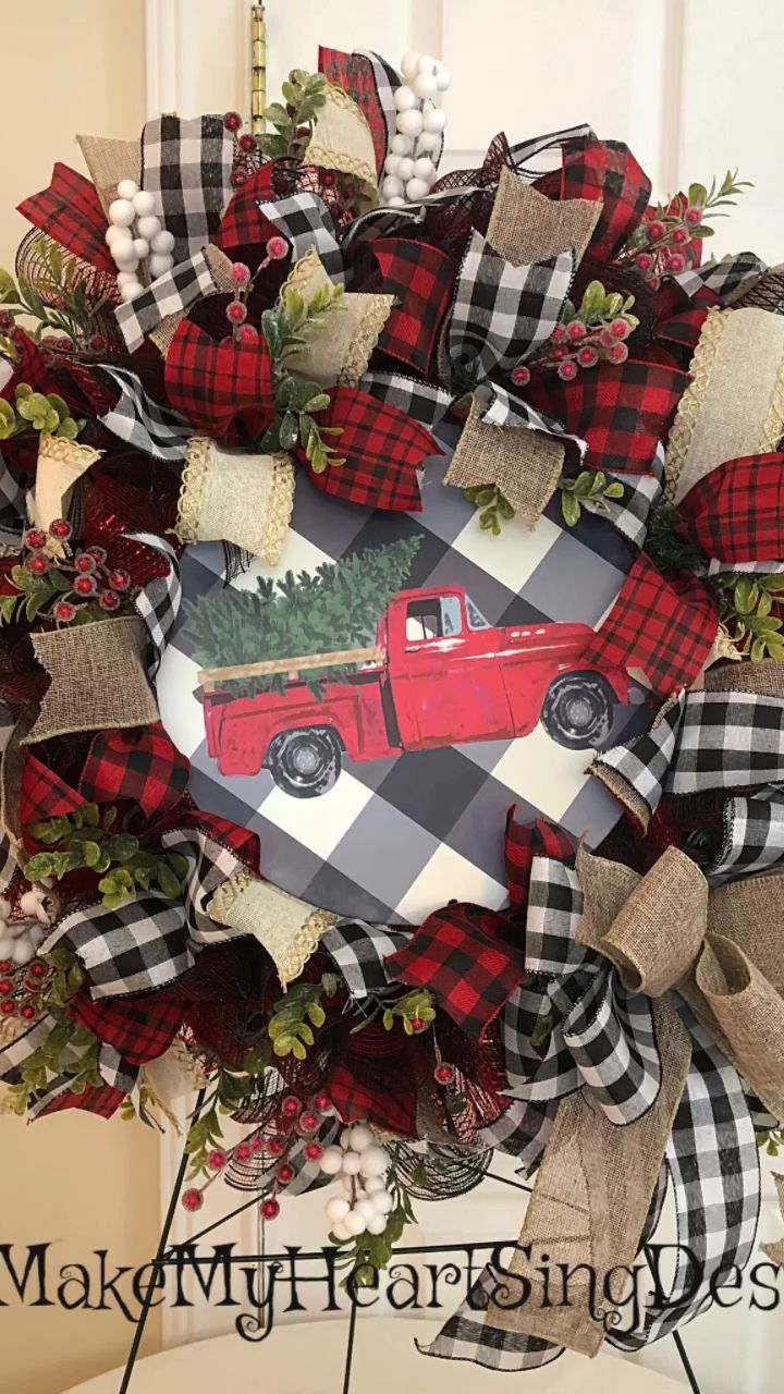 Red Truck Wreath Part 1 -   21 holiday Wreaths mesh ideas