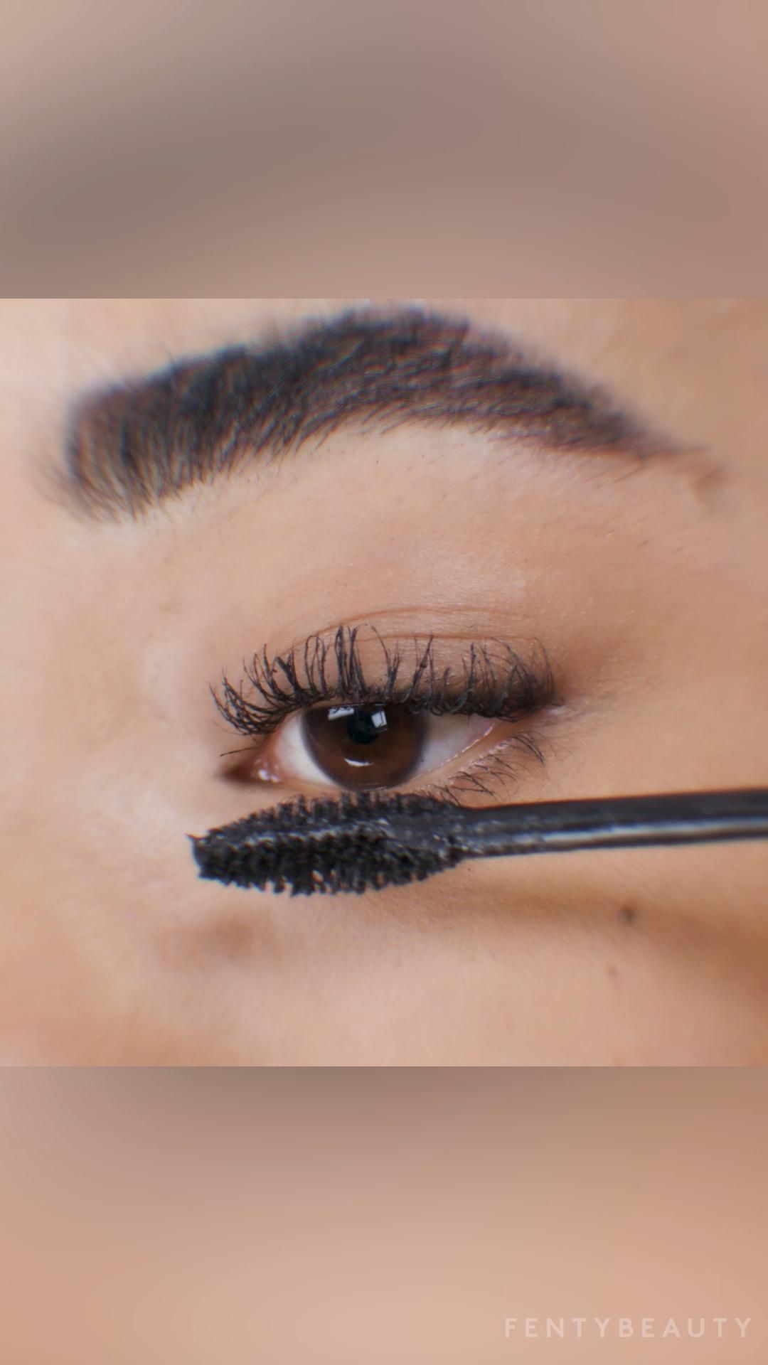 Tips on applying mascara! -   15 makeup Gold and black ideas