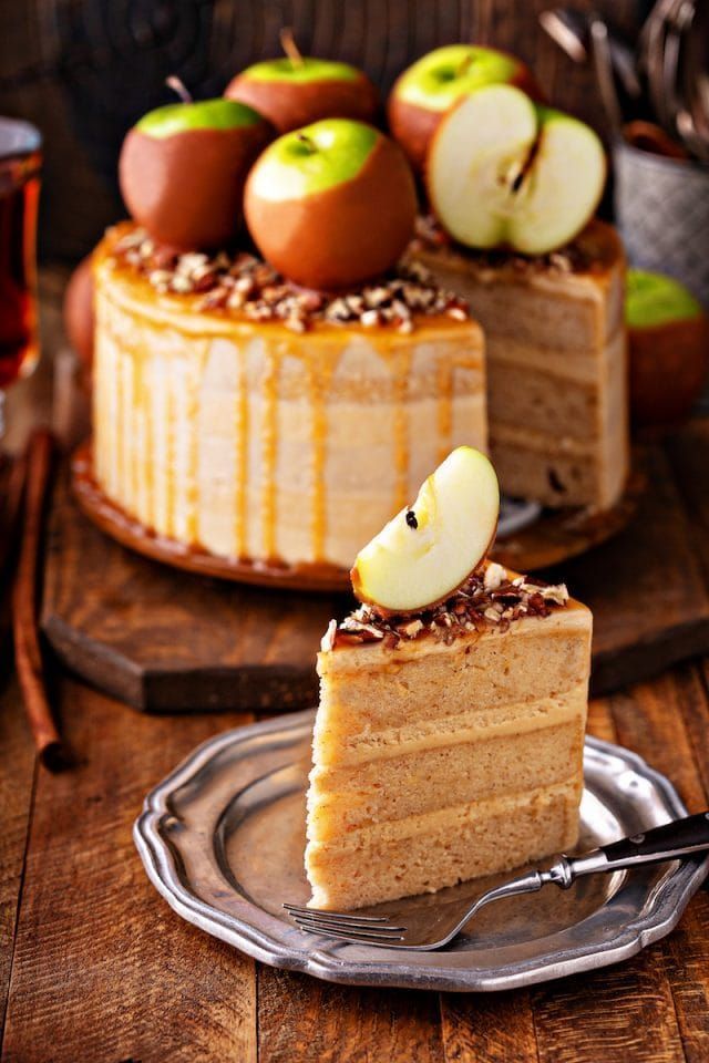 This Dreamy & Delicious Caramel Apple Cake Recipe Is Perfect For Fall -   18 cake Apple simple ideas