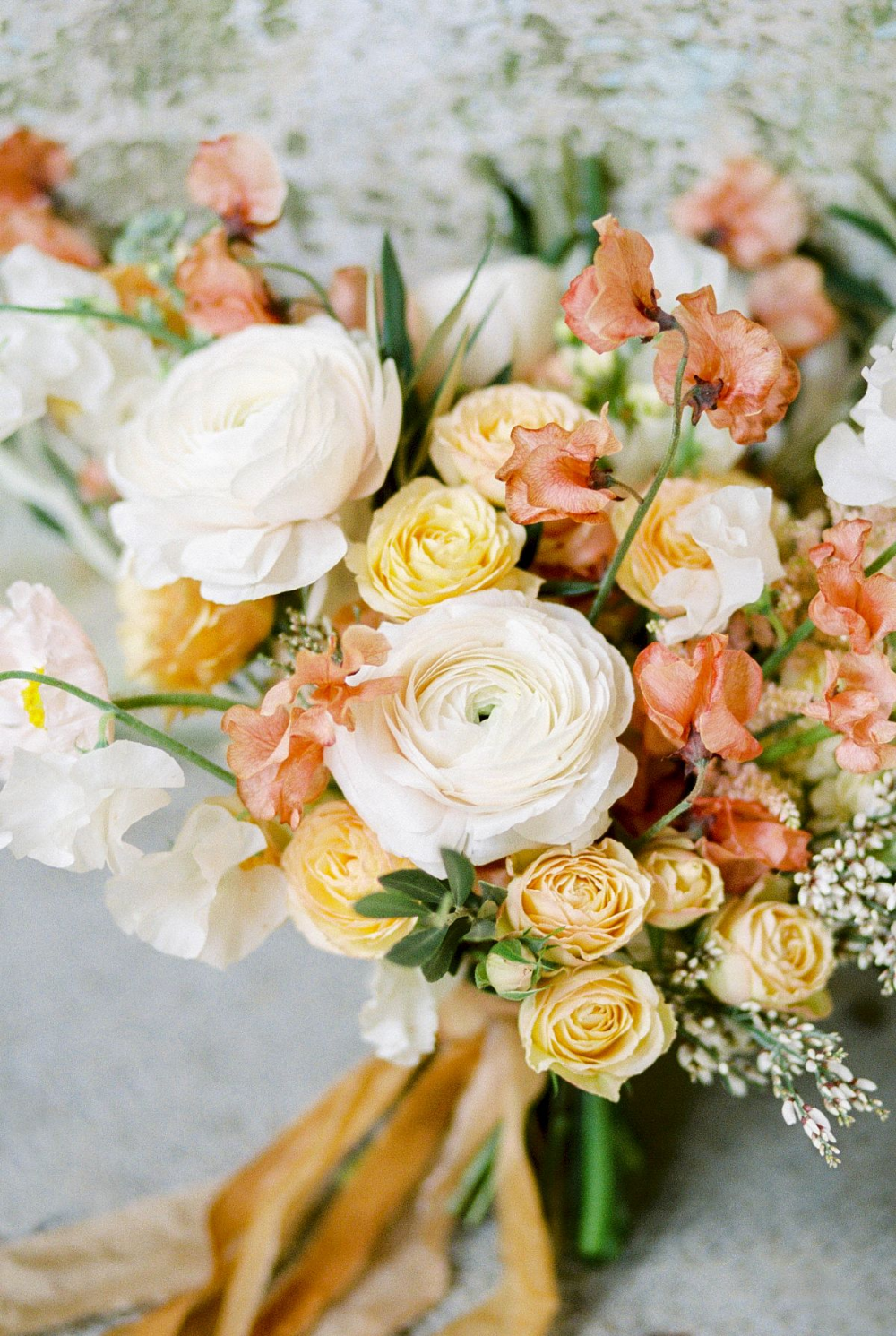 Peach and Pale Yellow Bridal Inspiration by Kerry Jeanne Photograpy | Wedding Sparrow -   19 wedding Bouquets yellow ideas