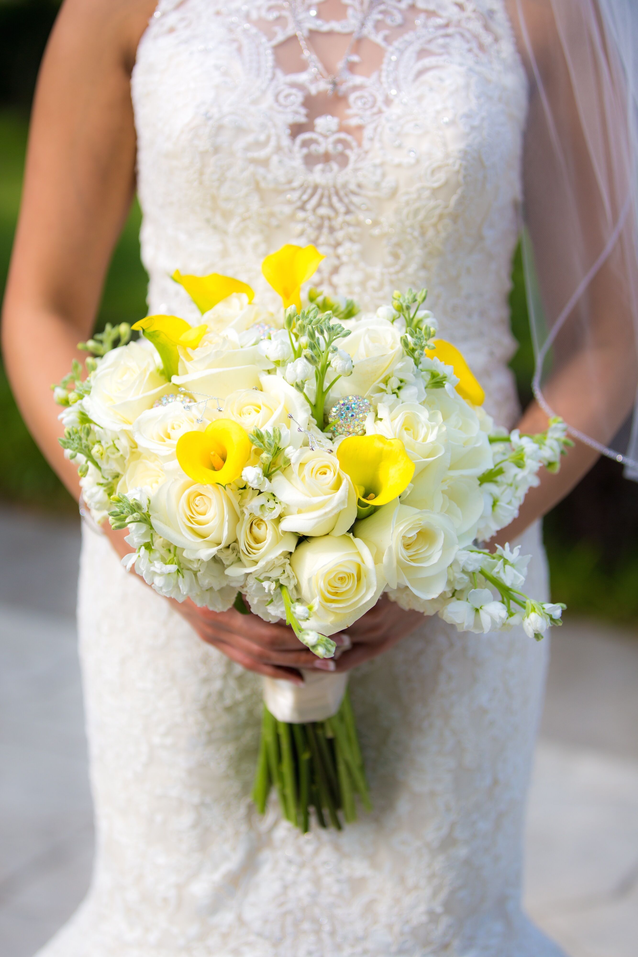 White Bridal Bouquet Yellow Callas -   19 wedding Bouquets yellow ideas
