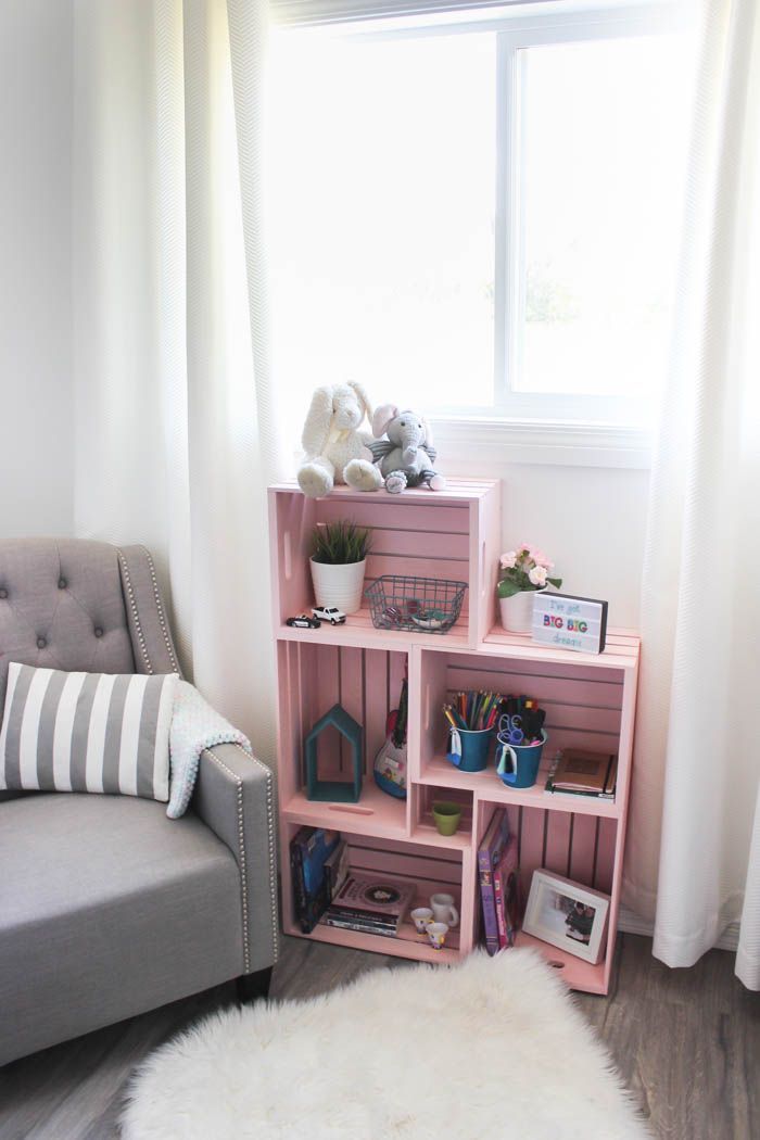 28 Super Creative DIY Home Organization Ideas - H2OBungalow -   17 DIY Crate Bookshelf ideas