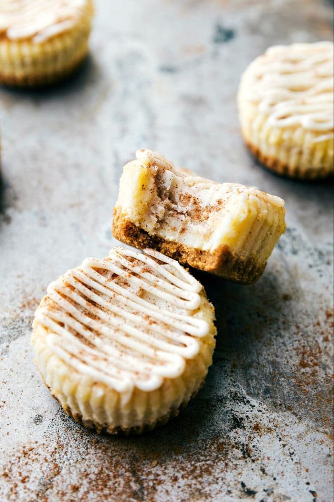 Miniature Cinnamon Roll Cheesecakes | Chelsea's Messy Apron -   19 cinnamon roll cheesecake recipes ideas