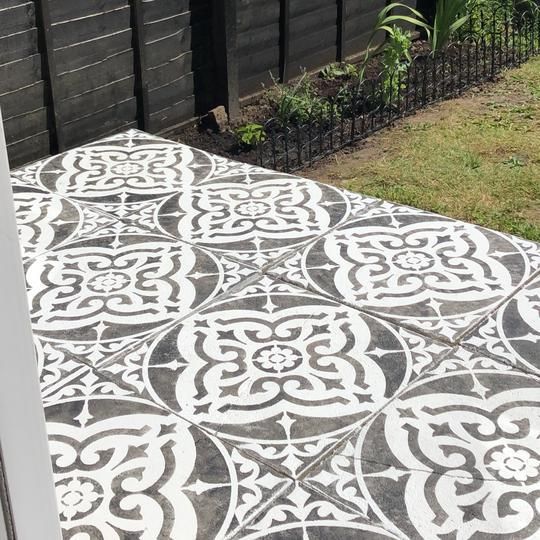TURIN TILE Stencil -   diy Garden floor