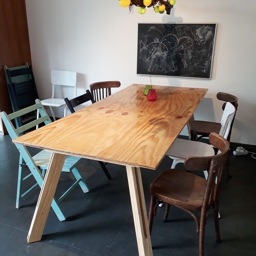 Tafel zelf maken: Maak je eigen tafel met deze bouwtekeningen -   diy Interieur tafel