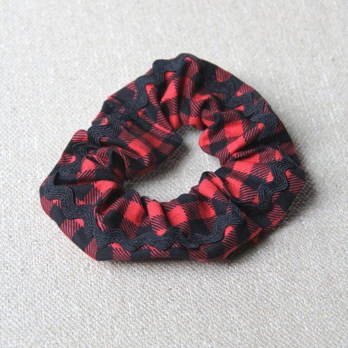 Hair Scrunchie with Variations — Crafty Staci -   diy Scrunchie thick