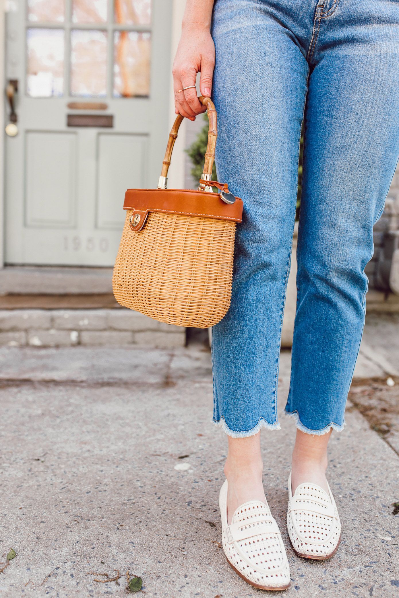 My Everyday Look with Scalloped Hem Jeans | Louella Reese -   everyday style 2019