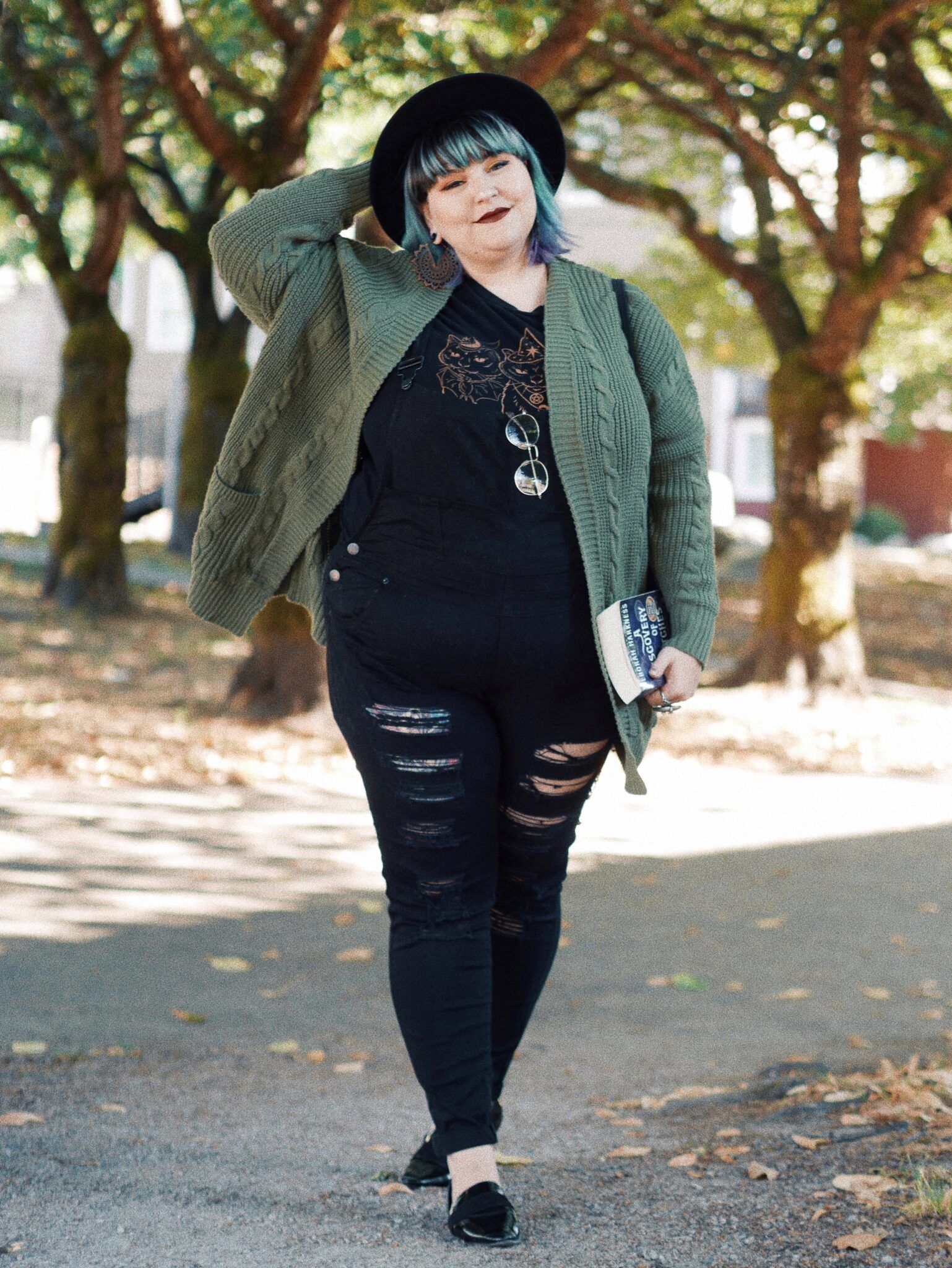 The BEST Plus Size Sweater From Amazon! | Margot Meanie -   style Edgy plus size