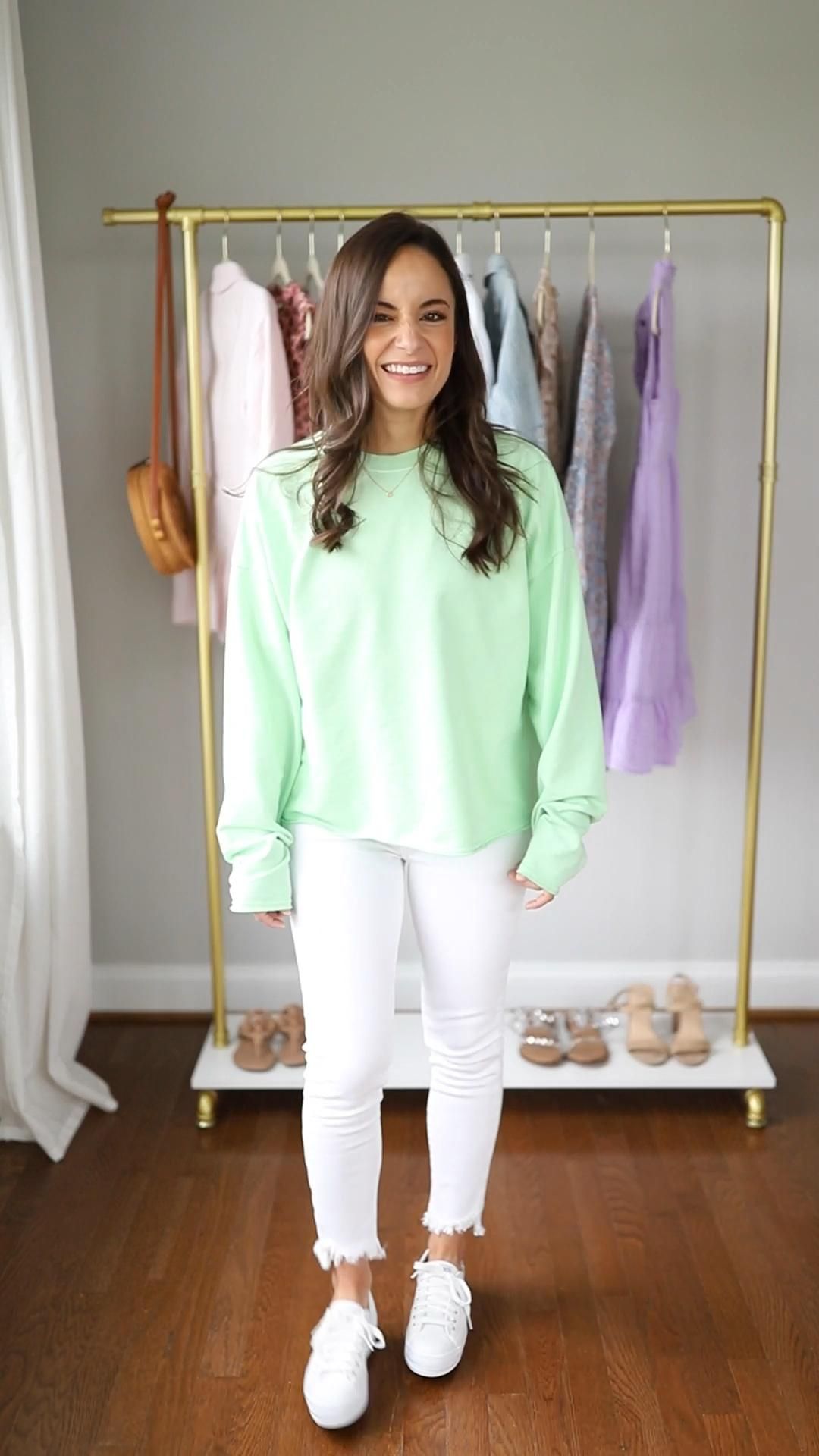 How to wear white sneakers -   style Outfits spring