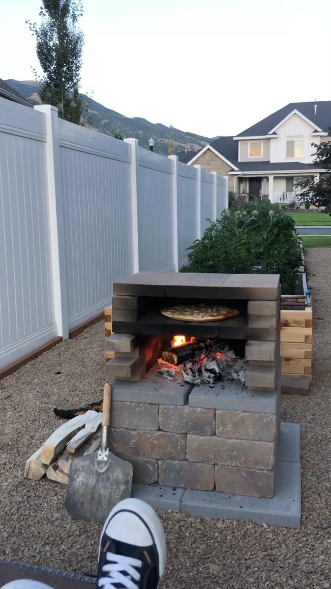 How to Build an Outdoor Pizza Oven -   17 diy Outdoor fireplace ideas