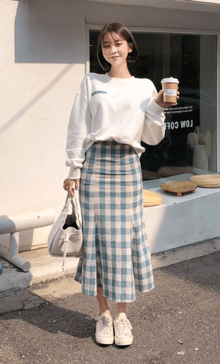 20 Korean Spring Outfits for Street Style - Yeahgotravel.com -   17 korean style Women ideas