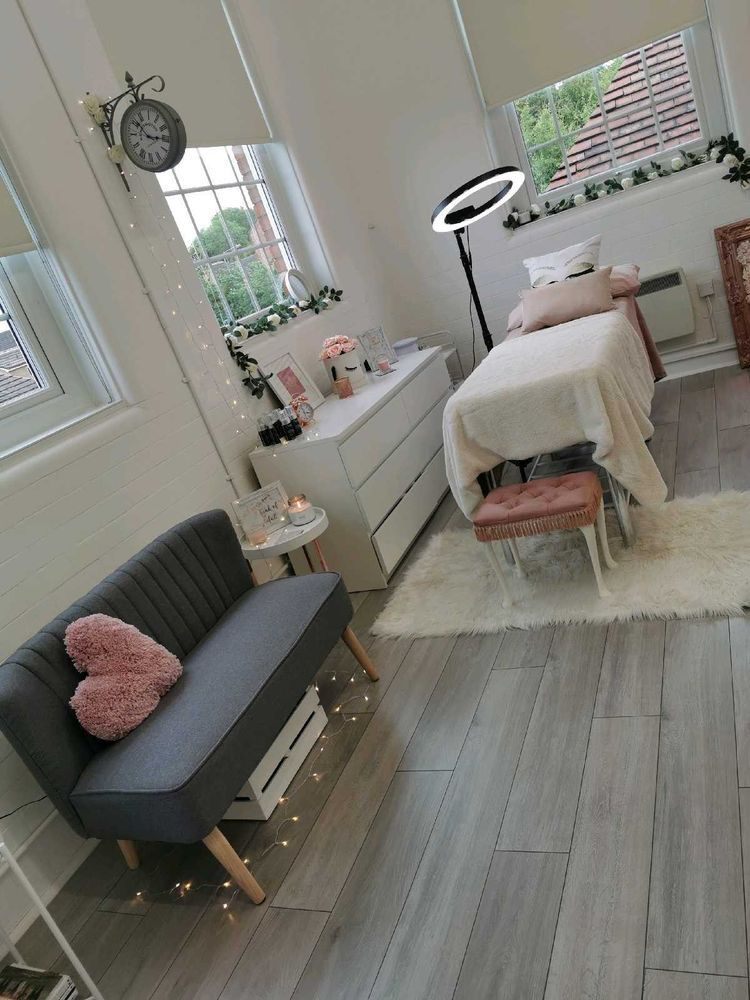 A room that suits you -   19 beauty Design salon ideas