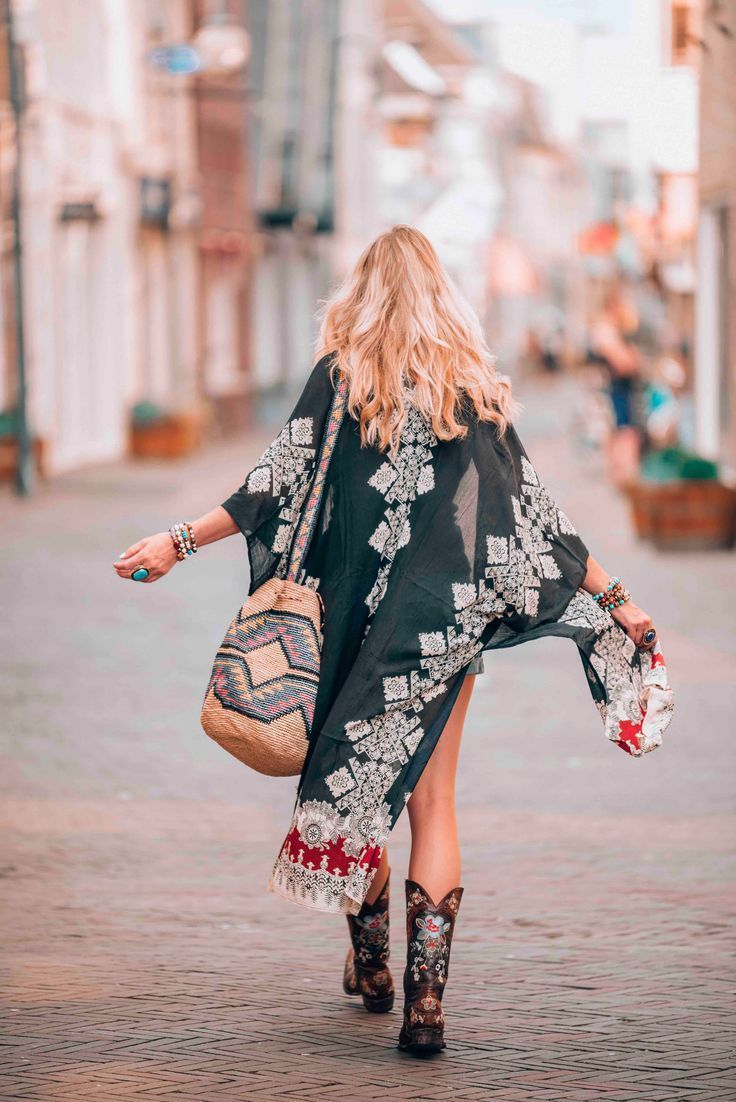 Bianca Maxi Kimono - LOVESTITCH -   14 modern hippie style Bohemian ideas