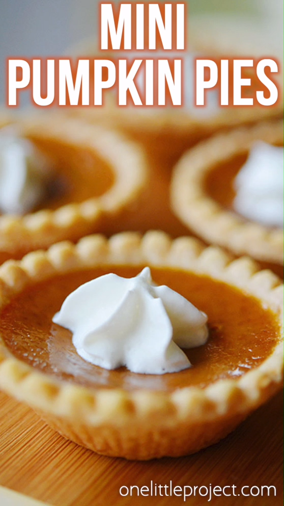 Mini Pumpkin Pies -   18 thanksgiving desserts pie minis ideas