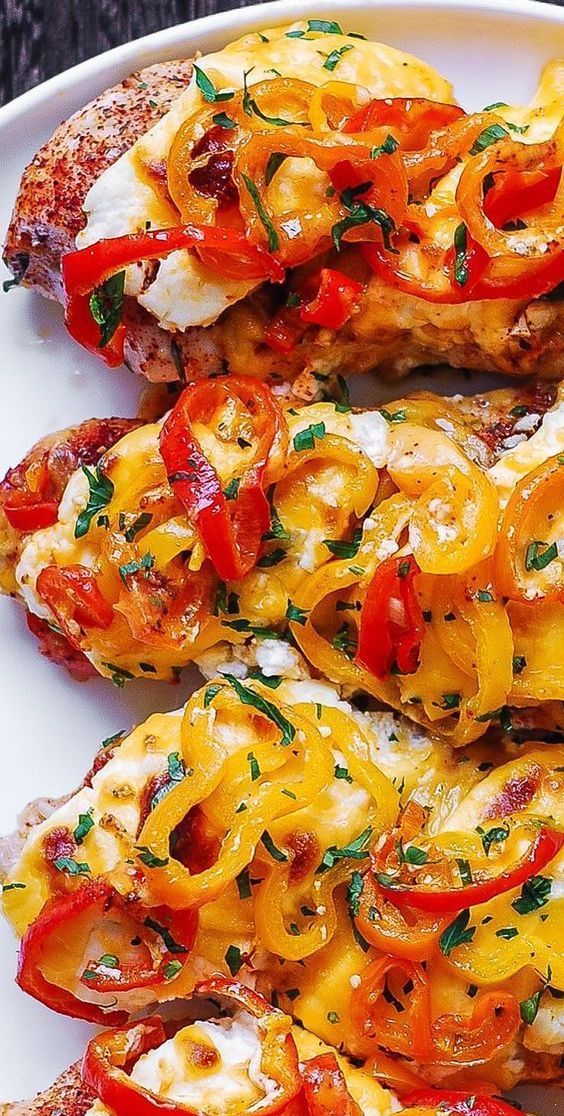 Spicy and Creamy Cajun Chicken with Bell Peppers -   25 dinner recipes for family main dishes chicken breasts ideas