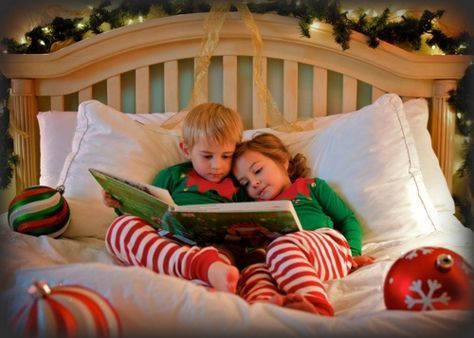 25 Fun Christmas Card Photo Ideas - My Life and Kids -   15 christmas photoshoot kids siblings ideas