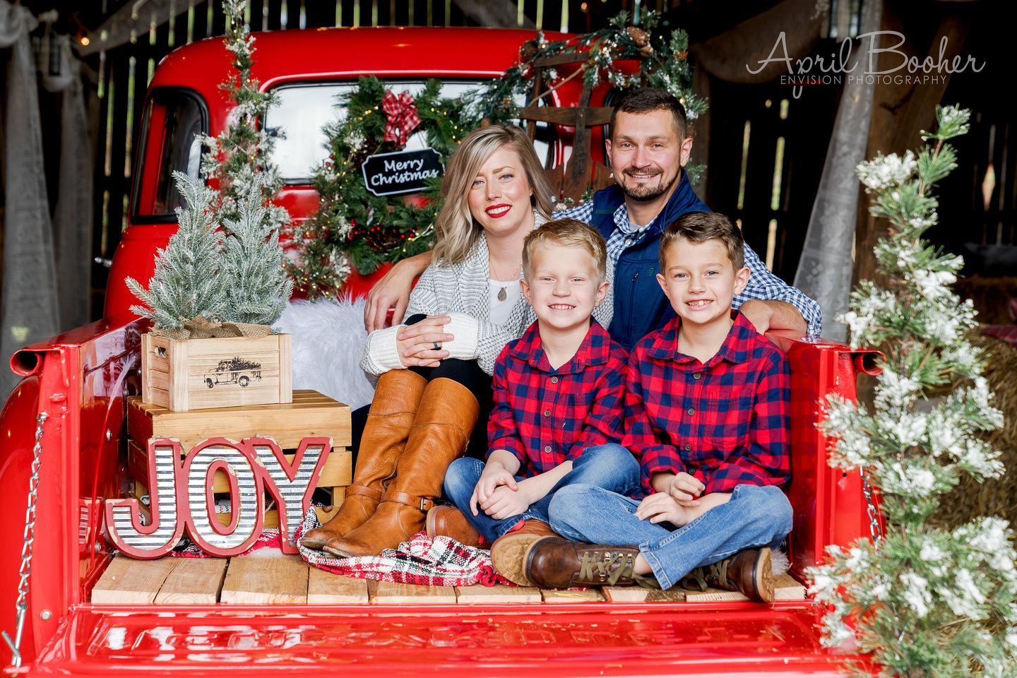 Vintage Chevy Truck Christmas Minis at Broken J Farm, Bluff City TN -   16 christmas photoshoot family outdoor barn ideas