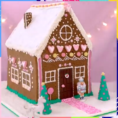 GIANT COOKIE CASINO -   16 gingerbread house designs ideas
