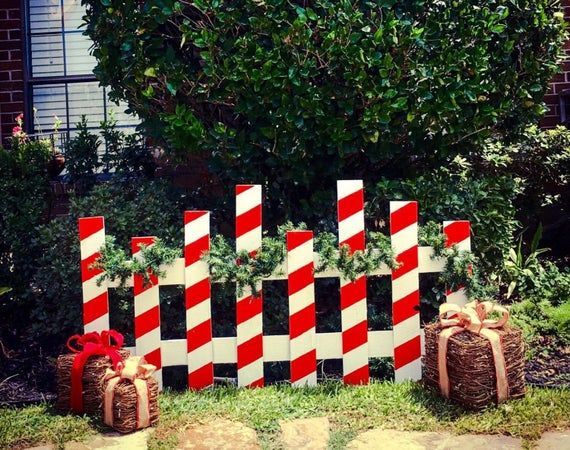 Christmas Picket Fence -   18 christmas decorations diy outdoor yards ideas
